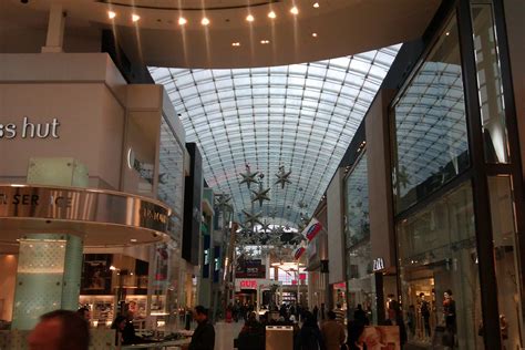 yorkdale shopping centre toronto